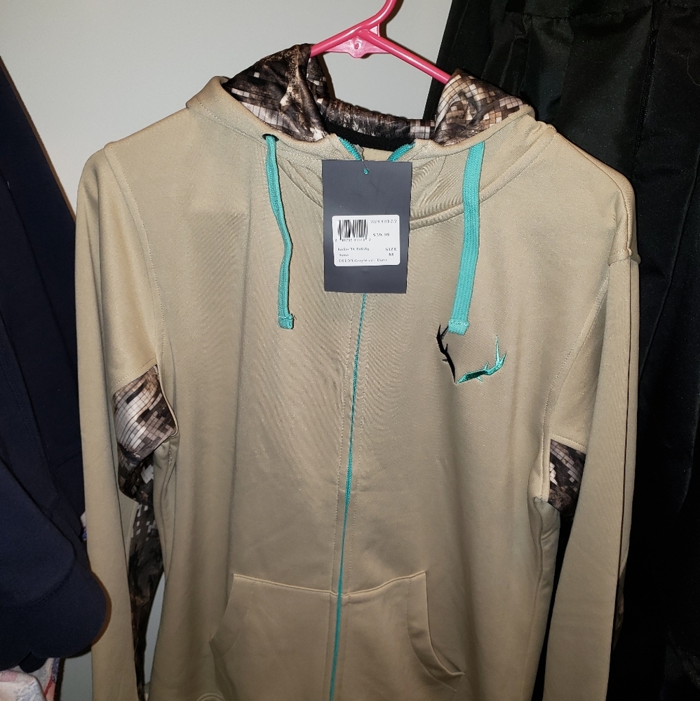 NWT Black Antler Tan/Turquoise Camo Jacket